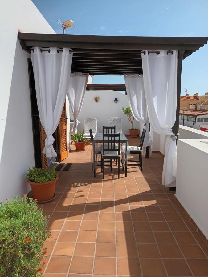 Una Terrazza Al Sol Калета-де-Фусте Экстерьер фото